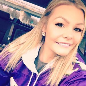 Meet your Posher, Holly